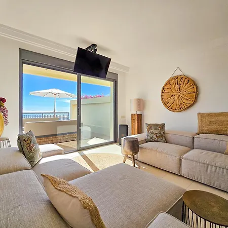 Luxury Retreat In Monteros