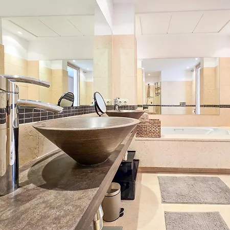 Luxury Retreat In Monteros Lejlighed *