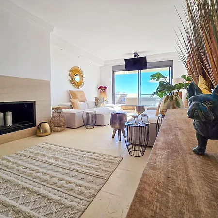 아파트 Luxury Retreat In Monteros