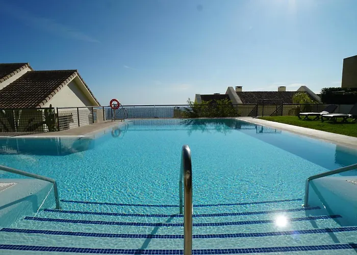 Luxury Retreat In Monteros Апартаменты