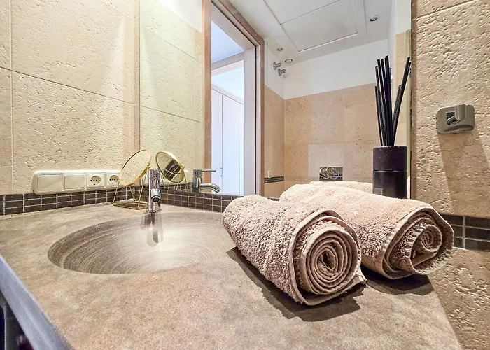 Luxury Retreat In Monteros Апартаменты *