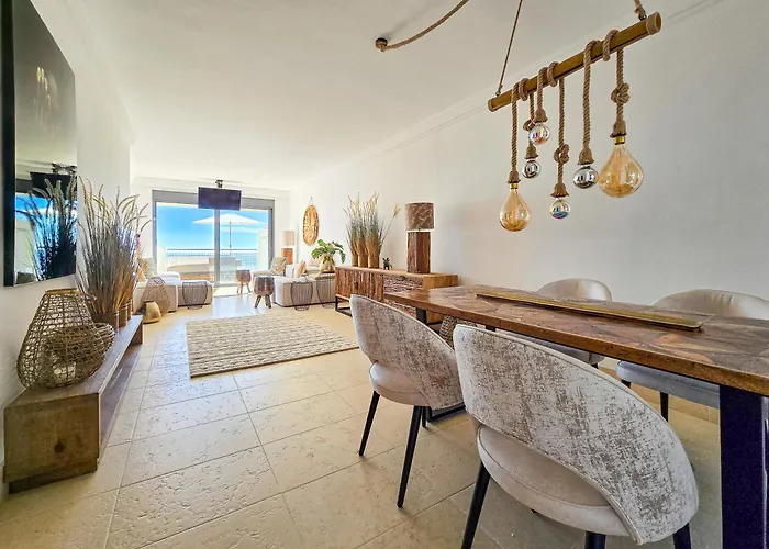 アパート Luxury Retreat In Monteros マルベーリャ