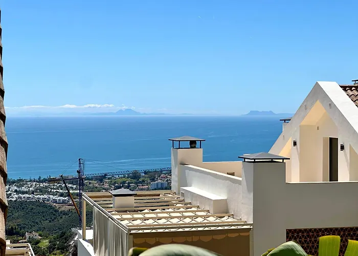 Luxury Retreat In Monteros Apartmán