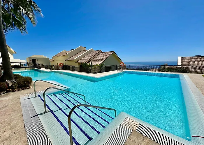 Luxury Retreat In Monteros マルベーリャ